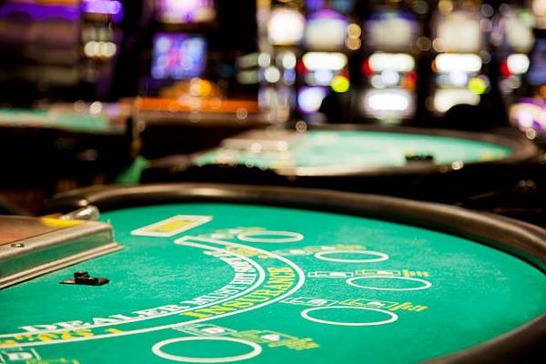 Casino en ligne paiement rapide avec services fiables